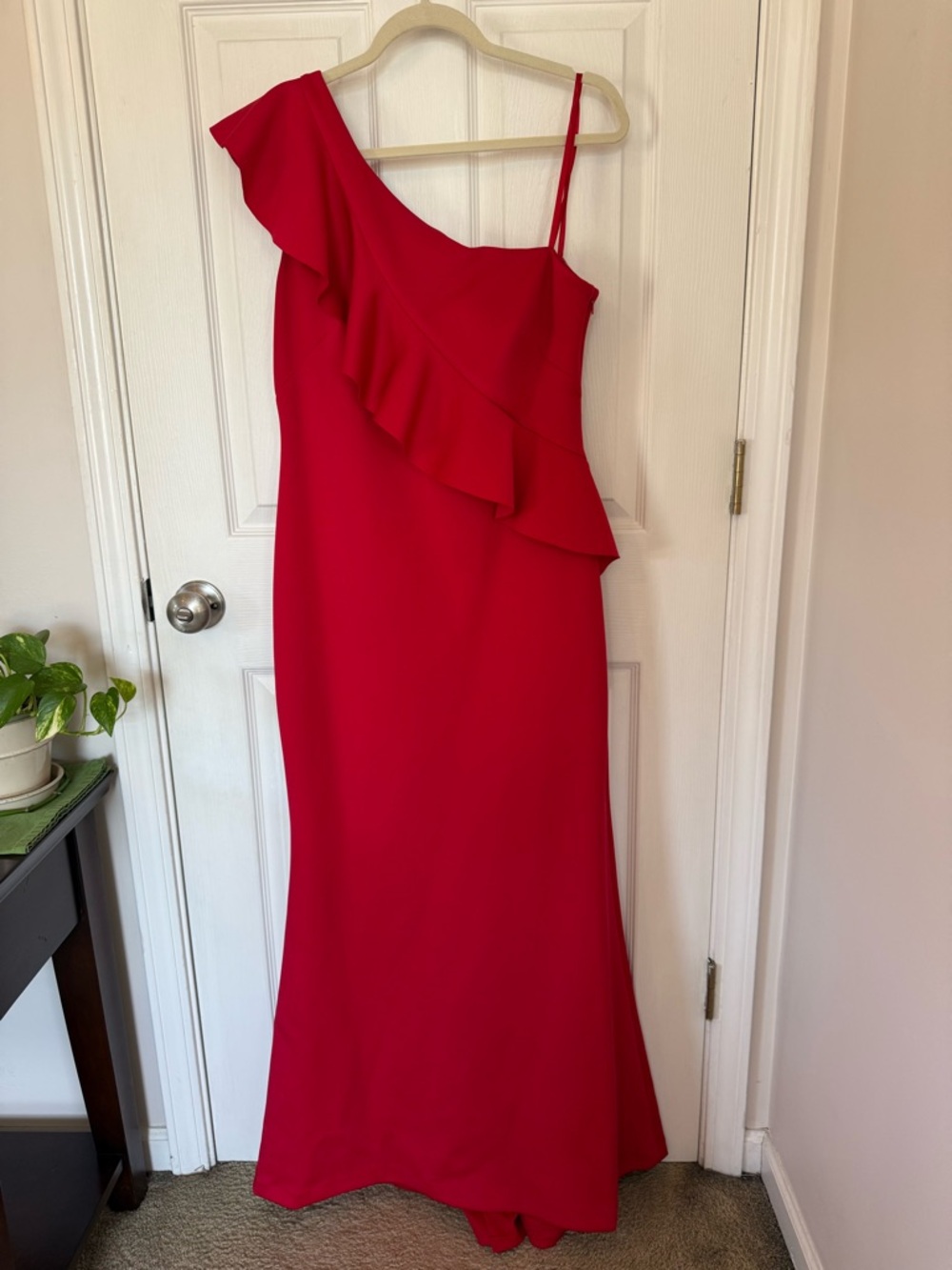 Jessica Howard Red One-Shoulder Ruffle Gown